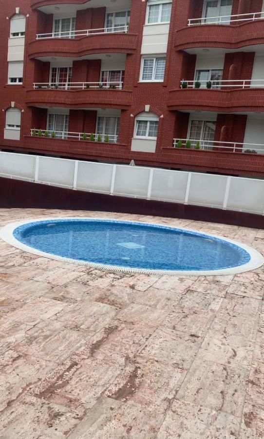 Castro Holidays - Centrico Piscina Urbanizacion Garaje Gratis 카스트로우르디알레스 외부 사진