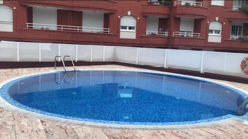Castro Holidays - Centrico Piscina Urbanizacion Garaje Gratis 카스트로우르디알레스 외부 사진